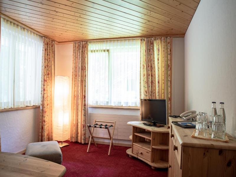 Typically Swiss Hotel Ermitage image