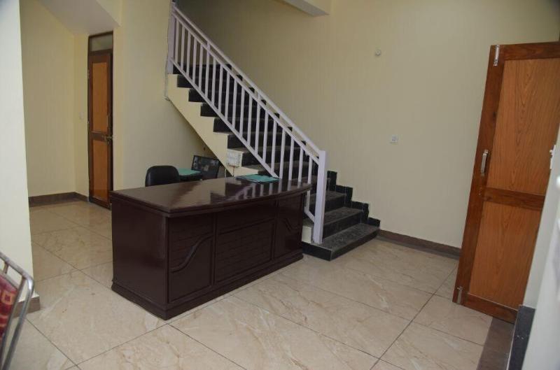 Hotel Lake Paradise Inn image