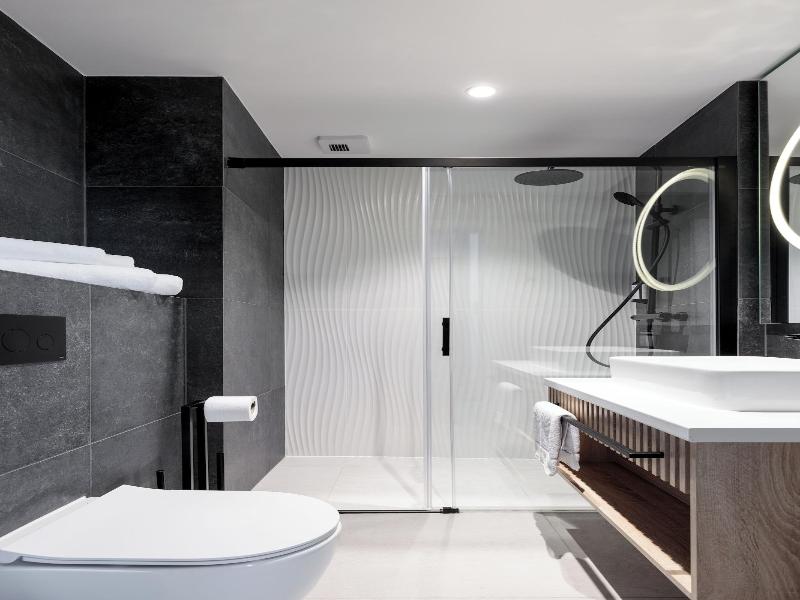 Baltic Waves Resort By Pi Apartments image