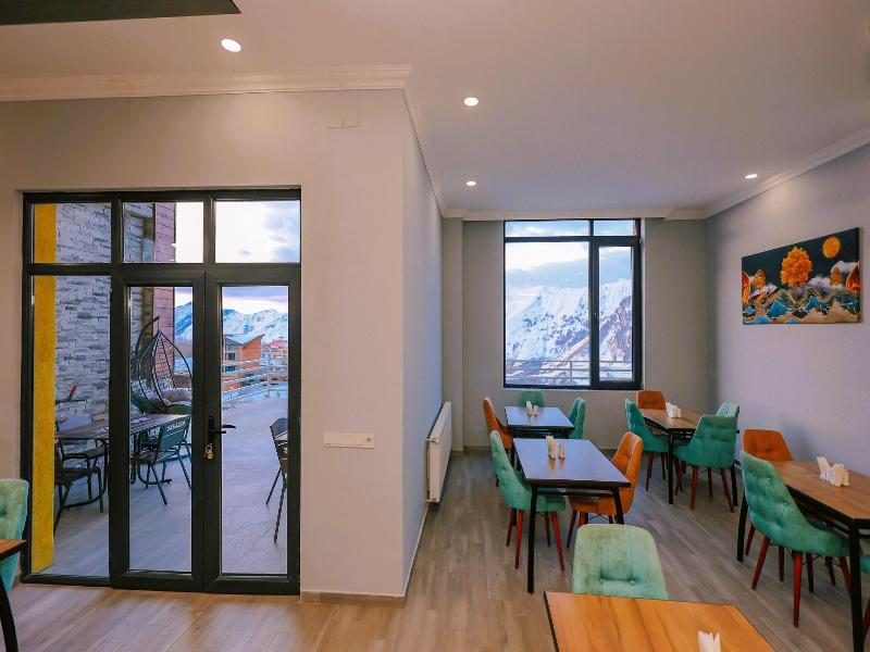 Dandelion Hotel Gudauri image