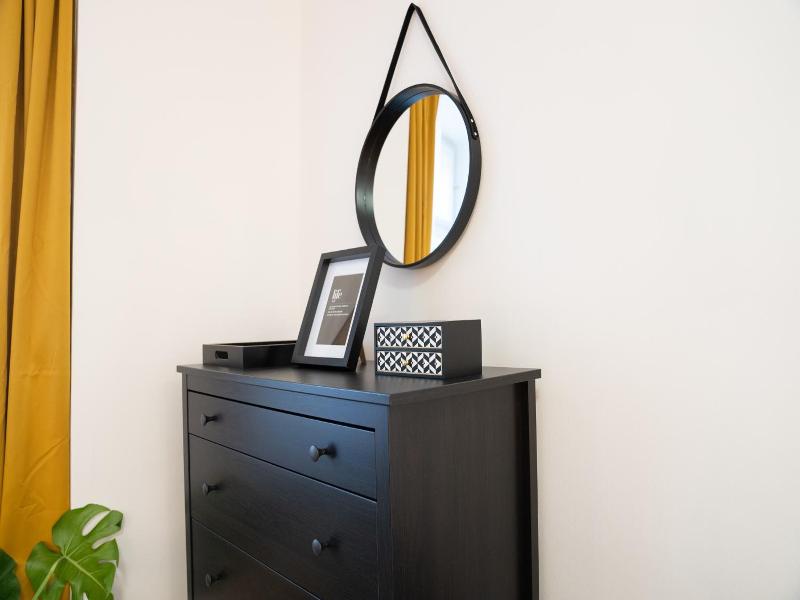 White Wolf House Hostel Apartments image