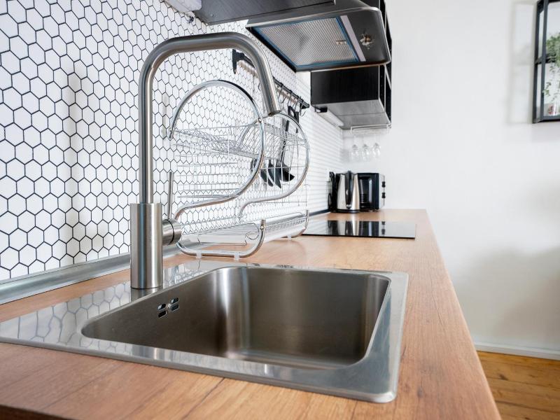 White Wolf House Hostel Apartments image