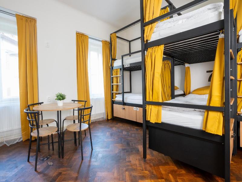 White Wolf House Hostel Apartments image