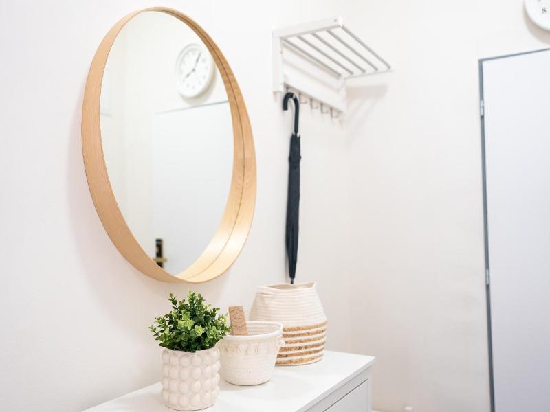 White Wolf House Hostel Apartments image