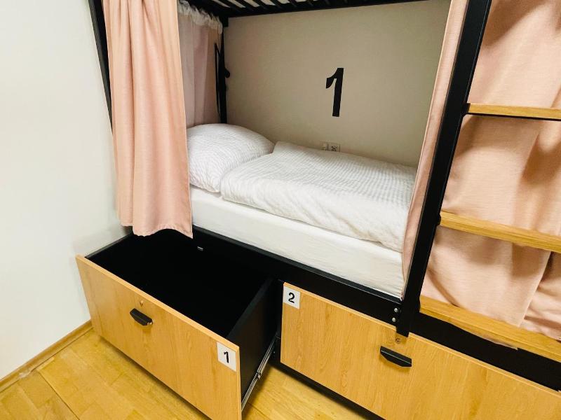 White Wolf House Hostel Apartments image