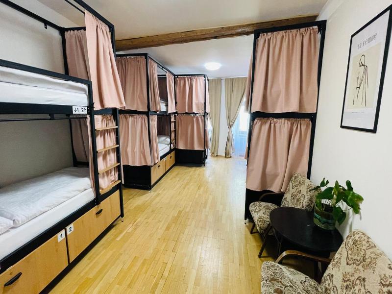 White Wolf House Hostel Apartments image