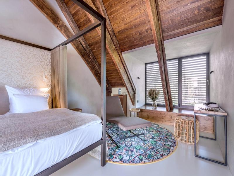 Yard Resort image