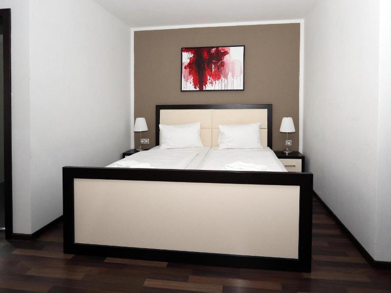 Hotel Corona image