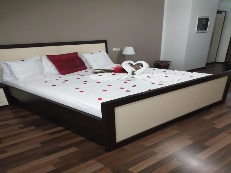Hotel Corona image