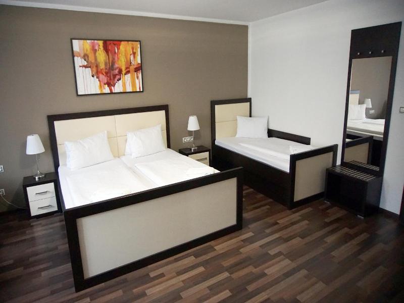 Hotel Corona image