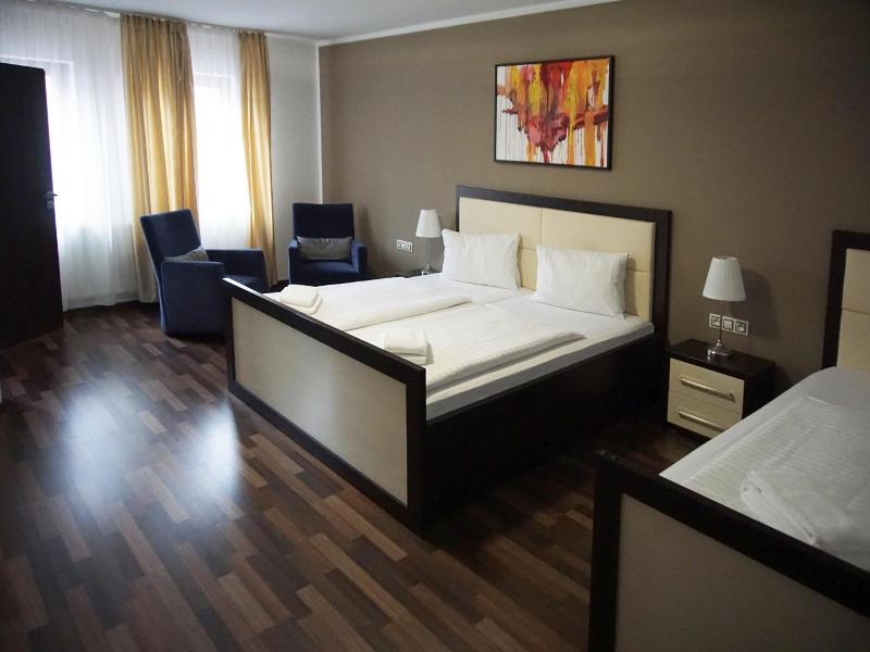 Hotel Corona image