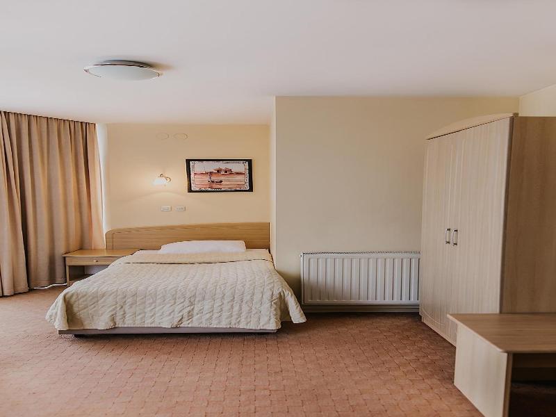 Hotel Silver image