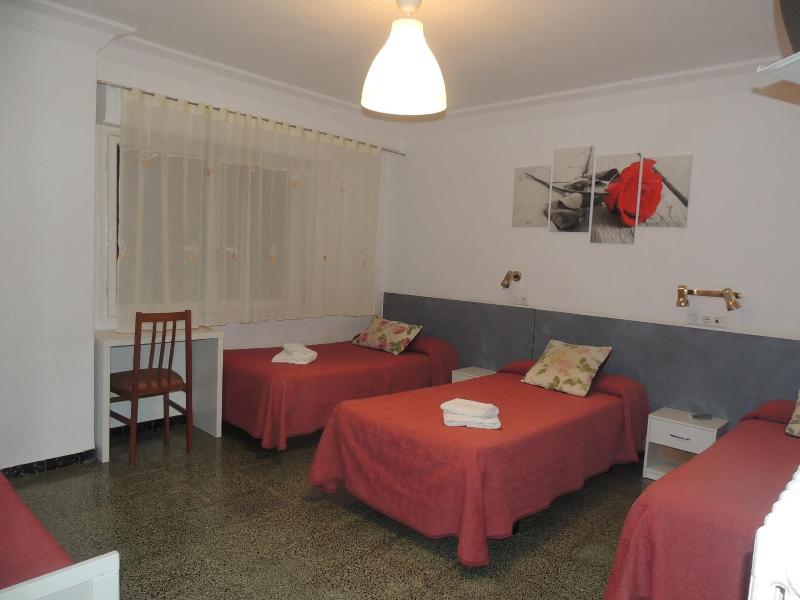Hostal Cumbre image