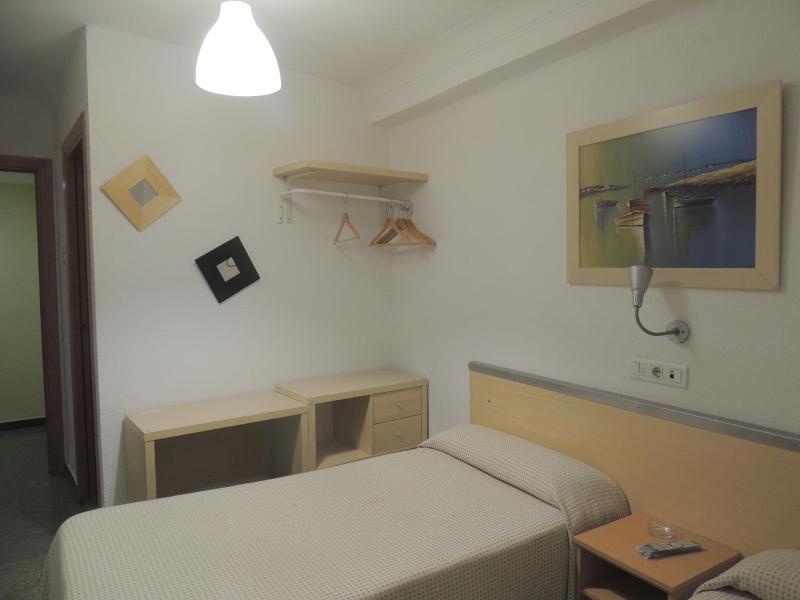 Hostal Cumbre image