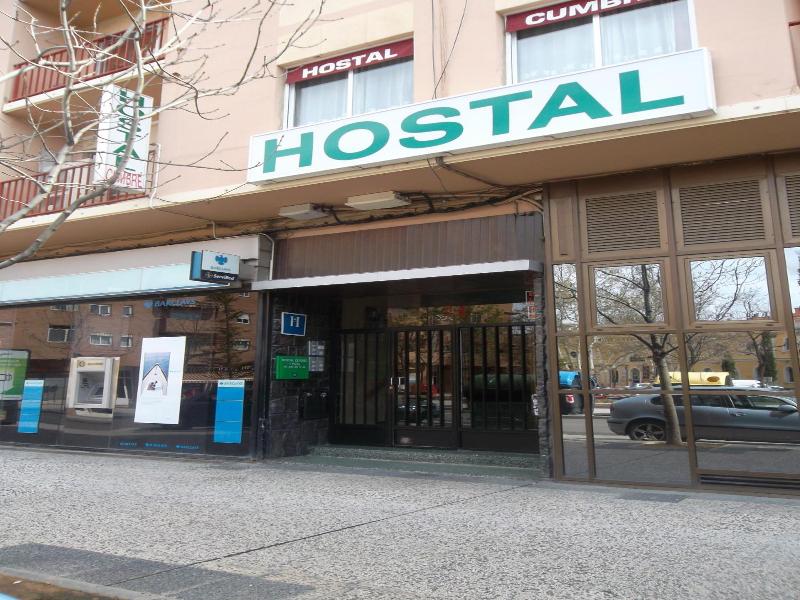 Hostal Cumbre image