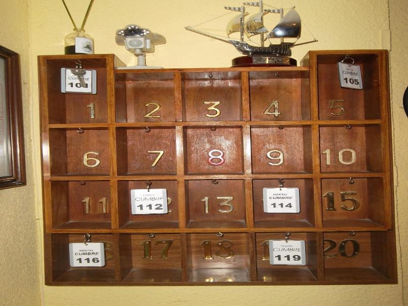 Hostal Cumbre image