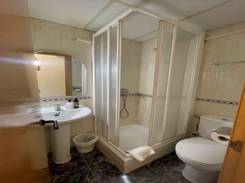 Hostal Cumbre image