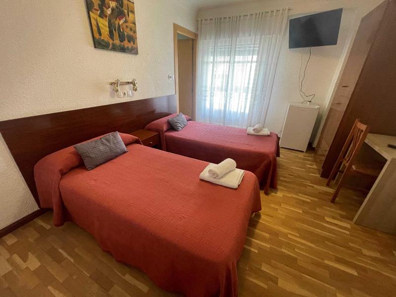 Hostal Cumbre image