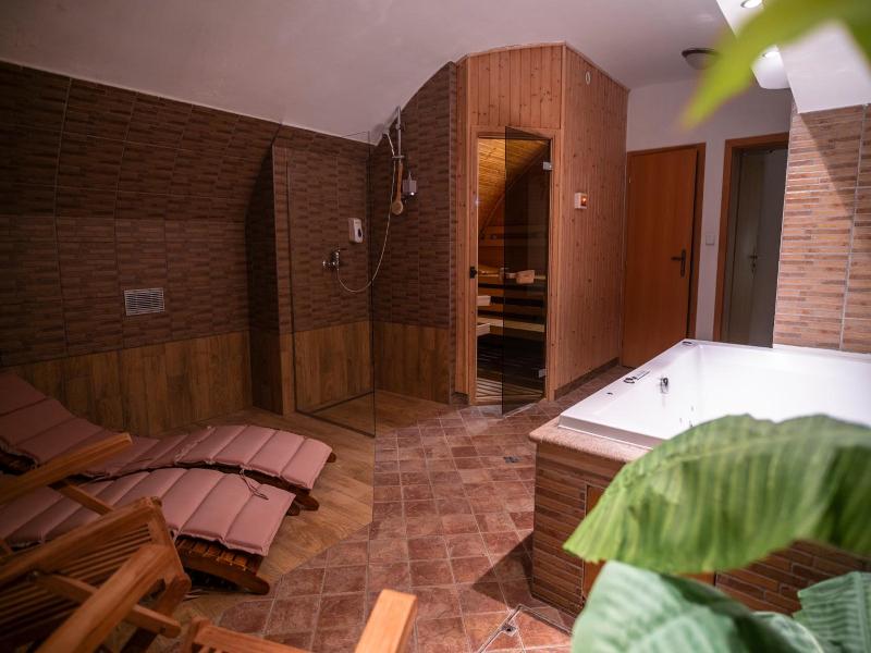 Hotel U Zlatv Ho Kohouta image