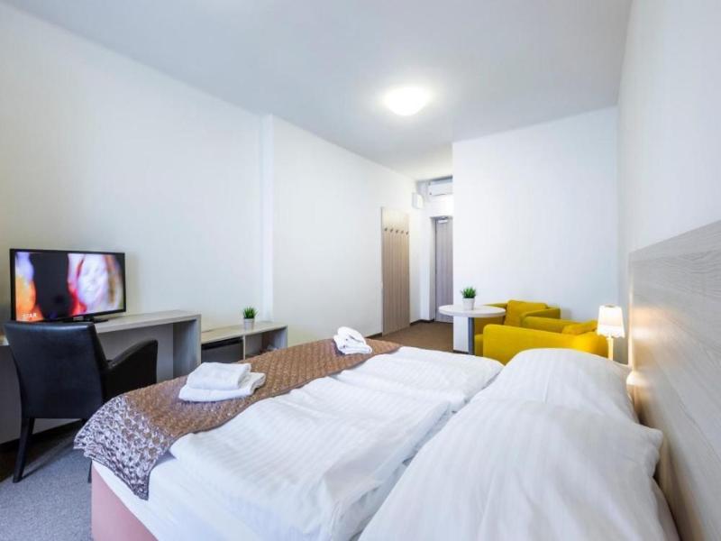 Hotel U Zlatv Ho Kohouta image
