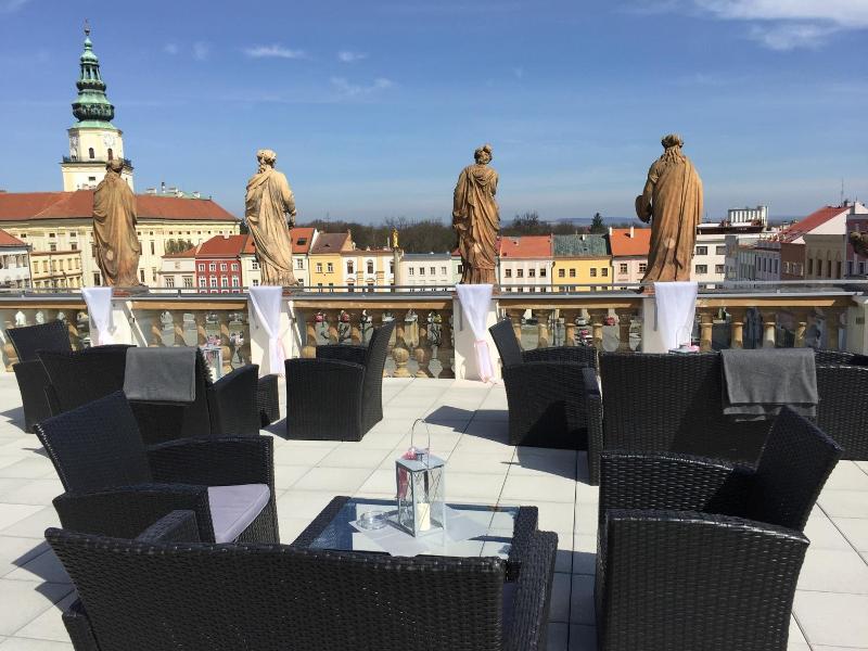Hotel U Zlatv Ho Kohouta image