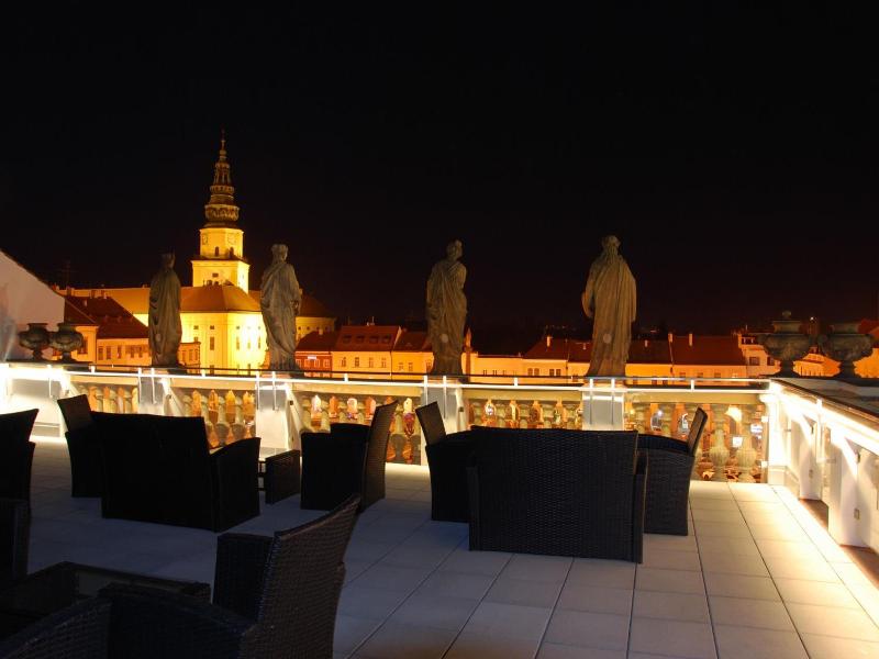 Hotel U Zlatv Ho Kohouta image
