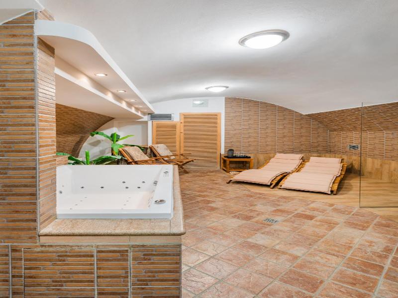 Hotel U Zlatv Ho Kohouta image