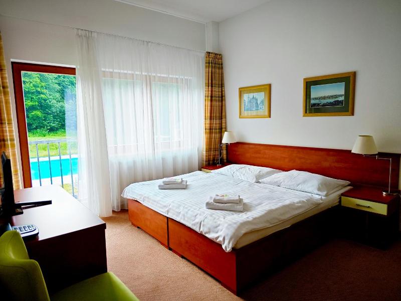 Hotel Bazant image