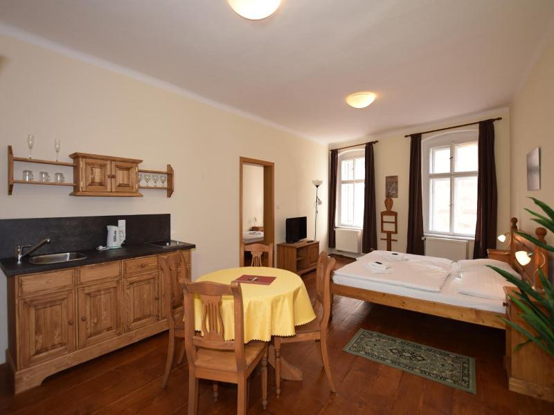 Pension Zv Meckv Apartmv Castle Apartments image