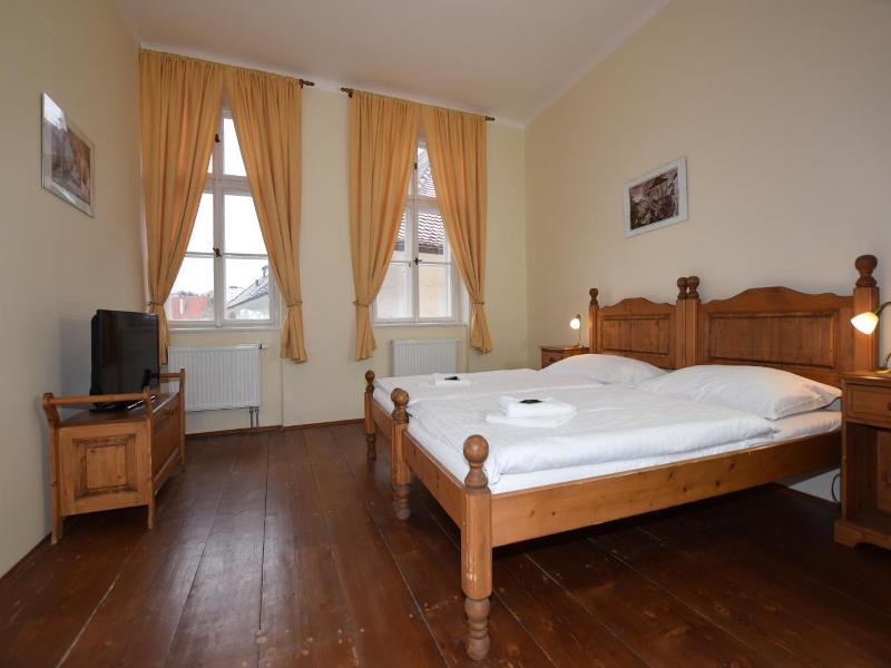 Pension Zv Meckv Apartmv Castle Apartments image