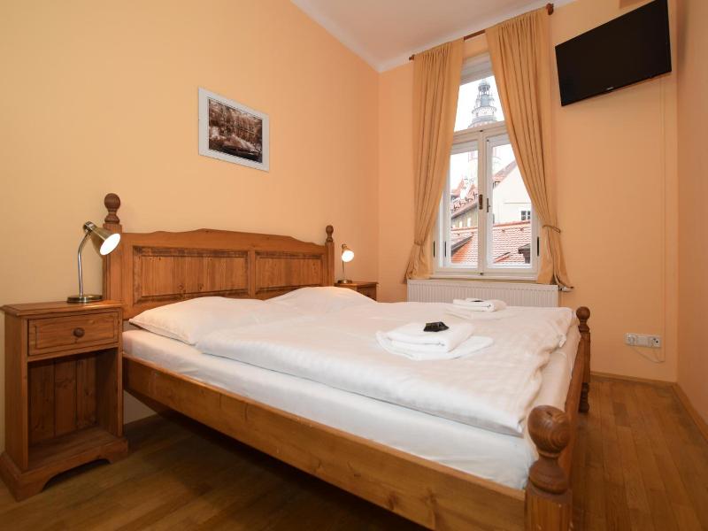 Pension Zv Meckv Apartmv Castle Apartments image