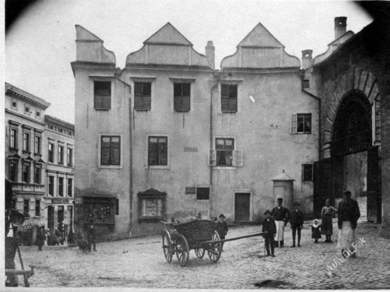 Pension Zv Meckv Apartmv Castle Apartments image