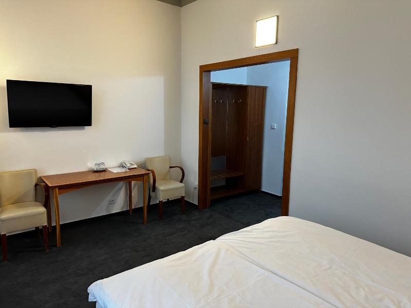 Hotel Praha Liberec image