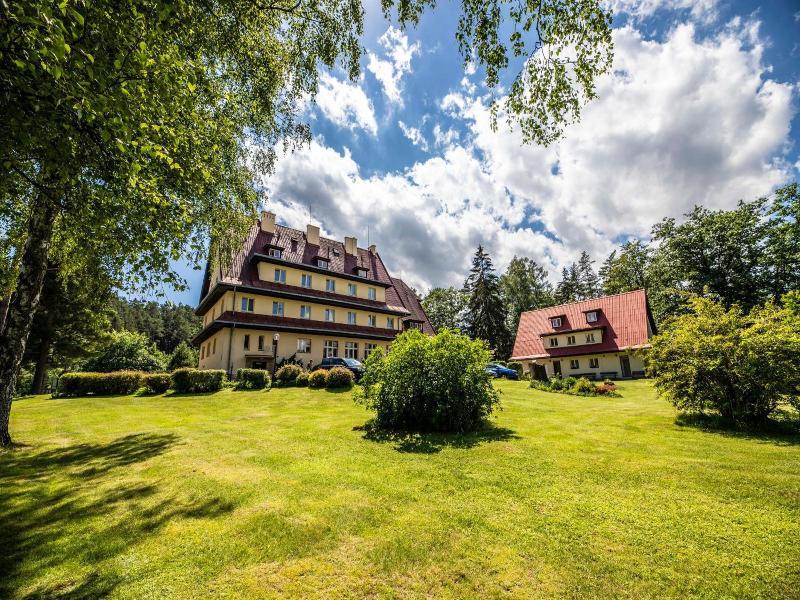 Parkhotel Skalnv M Osto image