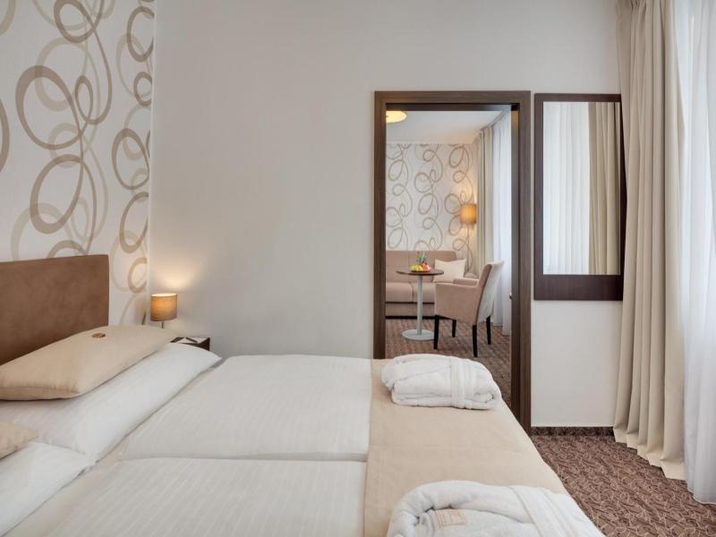 Hotel Atlas image