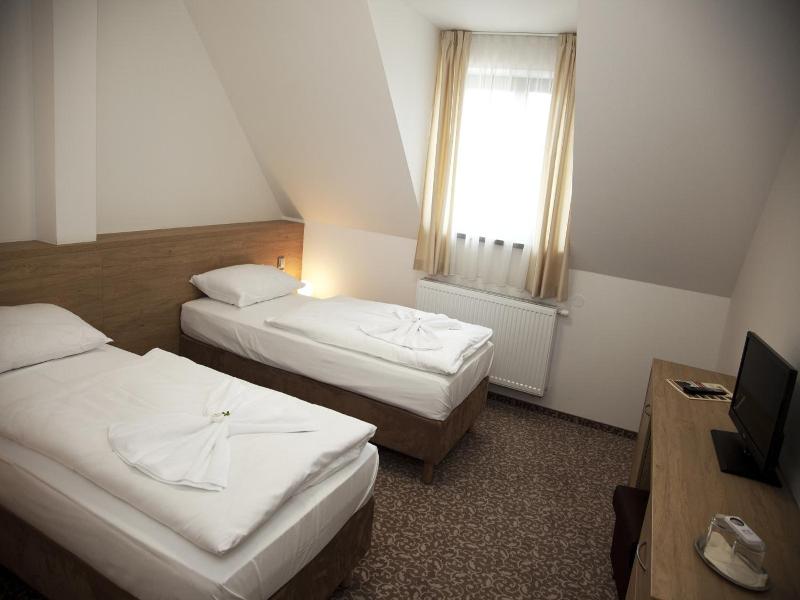 Hotel Zv Mek Velkv Byst Oice image