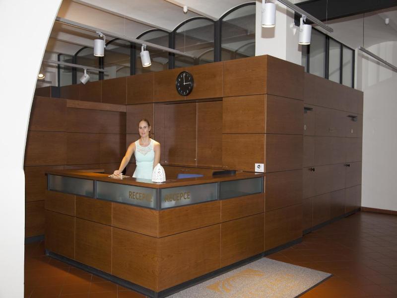 Hotel Zv Mek Velkv Byst Oice image