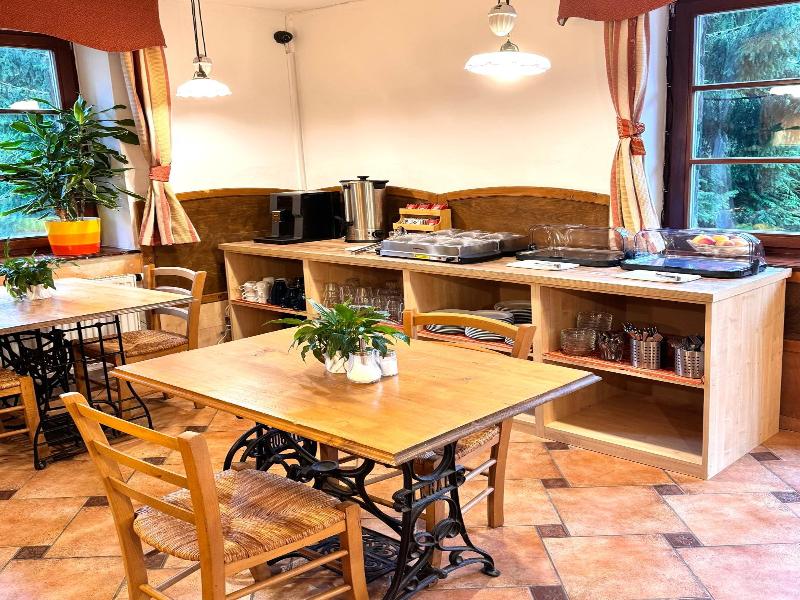 Sport Hotel Pomi image