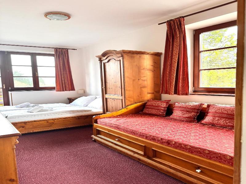 Sport Hotel Pomi image