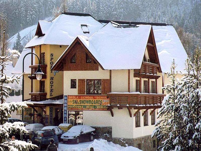Sport Hotel Pomi image