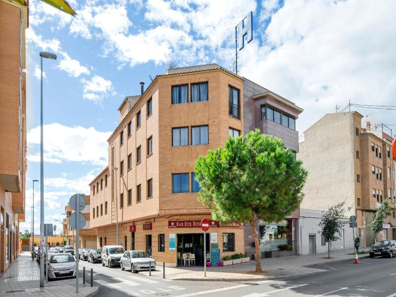 Hotel Rostits image
