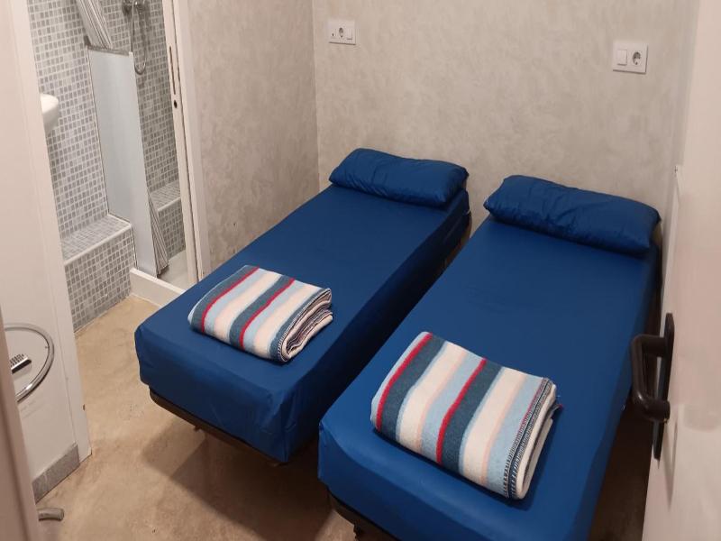 Albergue Santiago Apostol image