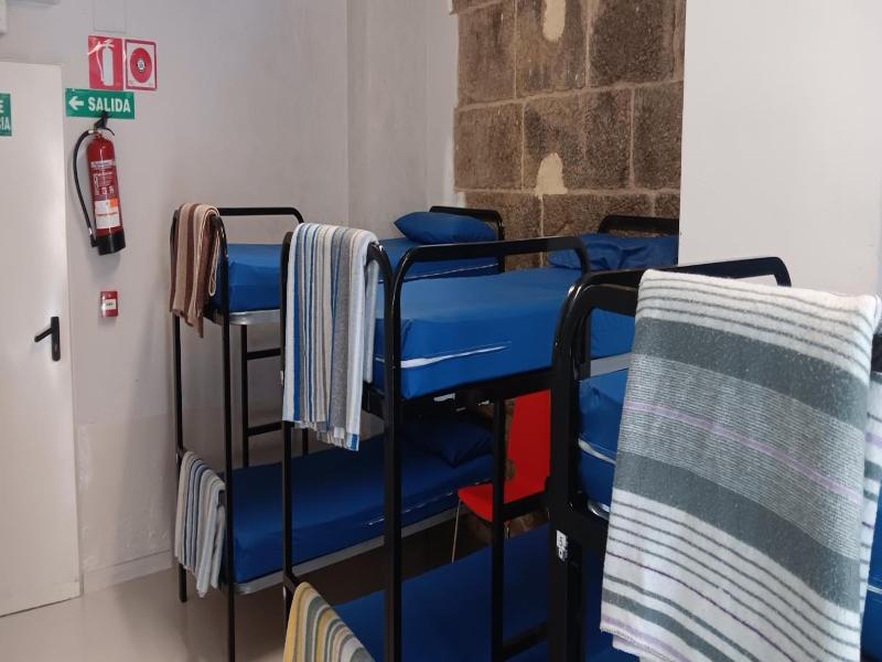 Albergue Santiago Apostol image