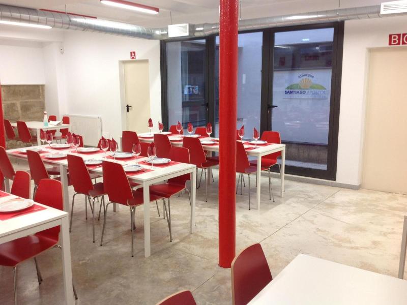 Albergue Santiago Apostol image