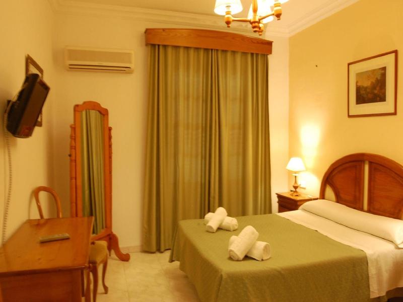 Hotel Antonio Conil image