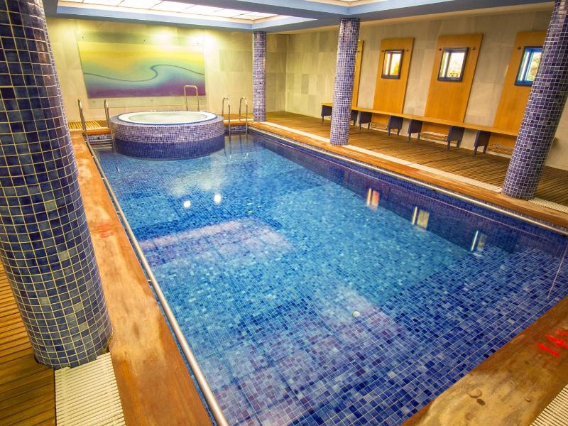 Hotel La Estaciv N De Luanco image