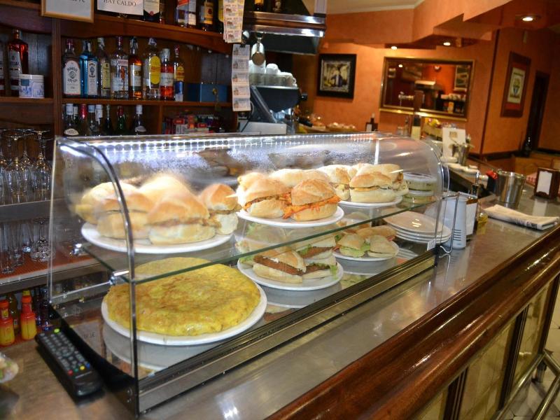 Hotel Restaurante Las Camelias image
