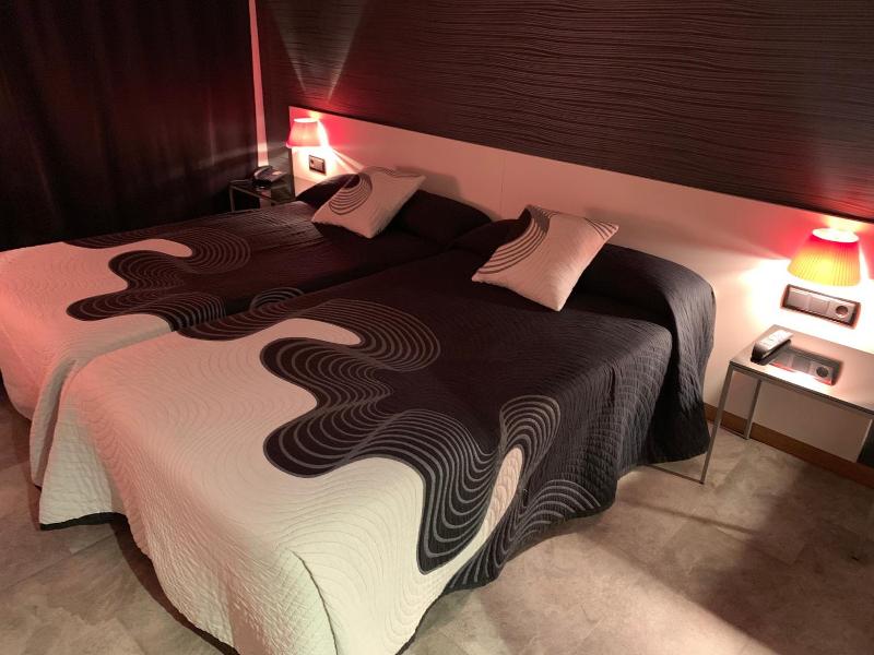 La Suite Hotel image