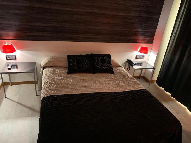 La Suite Hotel image
