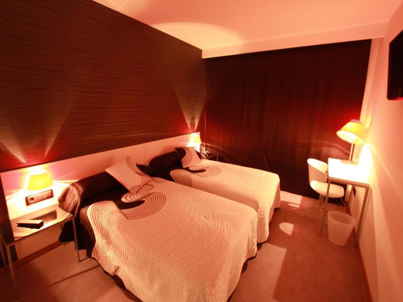 La Suite Hotel image